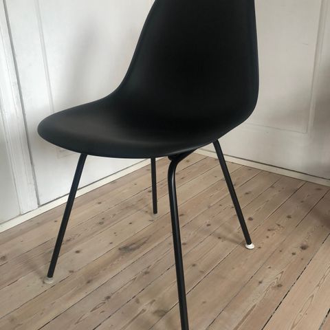 Eames stol fra Vitra