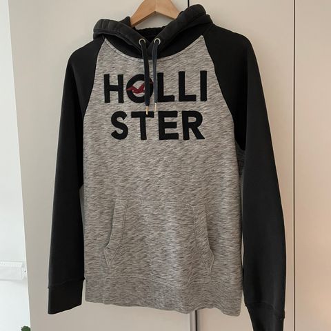 Hollister hettegenser