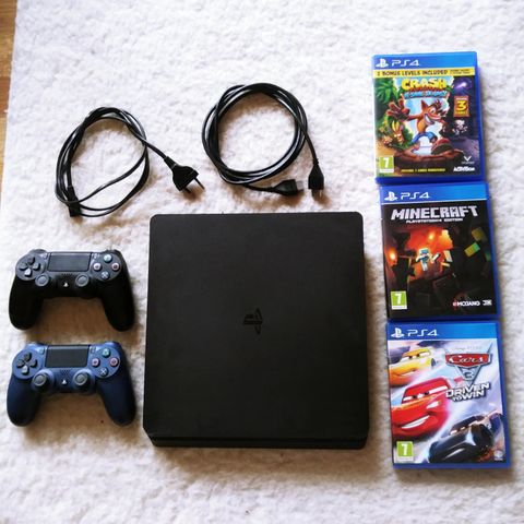 PlayStation 4 slim 500GB