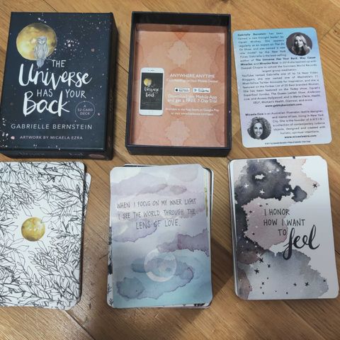 The universe has your back oracle cards by Gabrielle Bernstein
