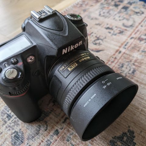 Nikon D90 m Nikon DX 35mm linse, knap brukt !!!