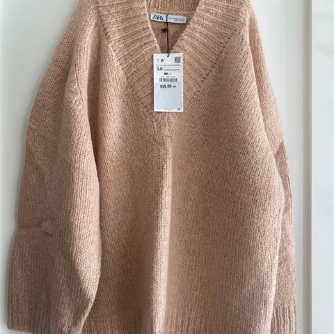 Oversized genser fra Zara