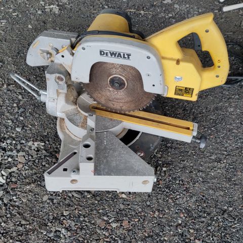 DeWalt kappsag