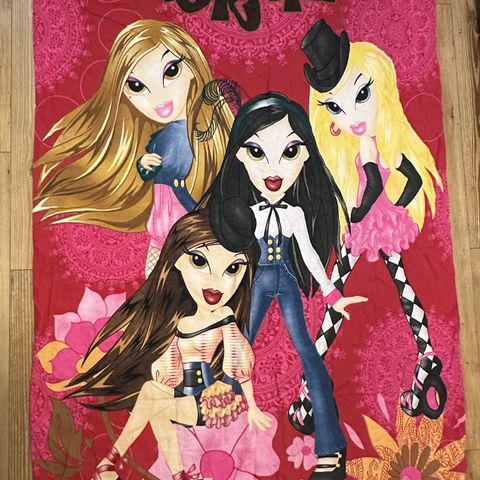 BRATZ - Sengetøy (140 x 200cm og 50 x 70cm)