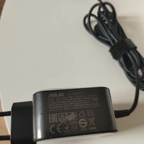 AC adapter Asus 45BW Z