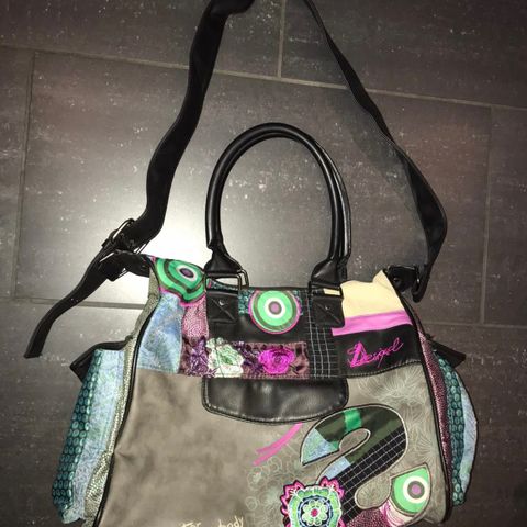 Desigual veske