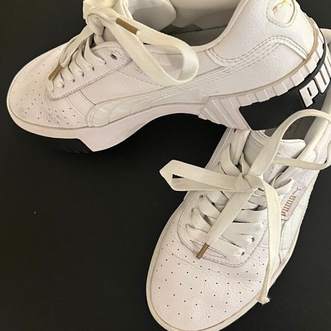 Puma Sneakers