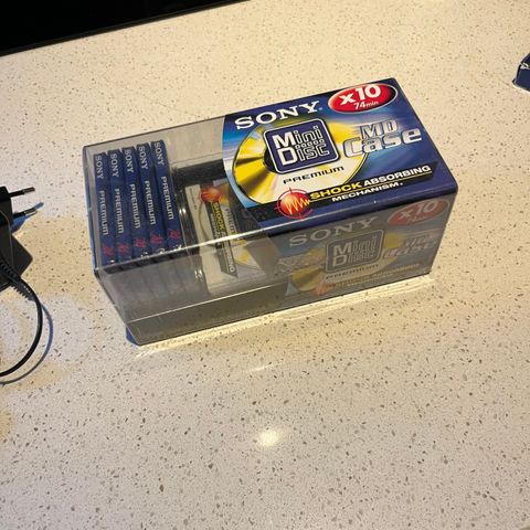 SONY MINI DISC BOX