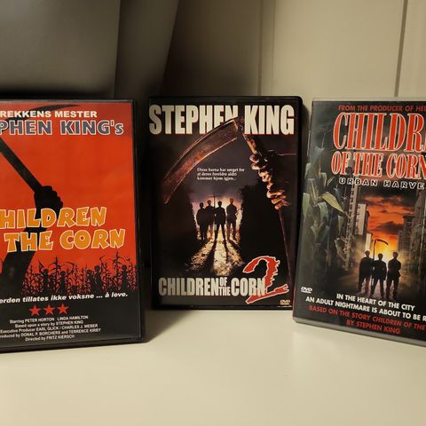 Children of the Corn 1-3 (Stephen King) + 4