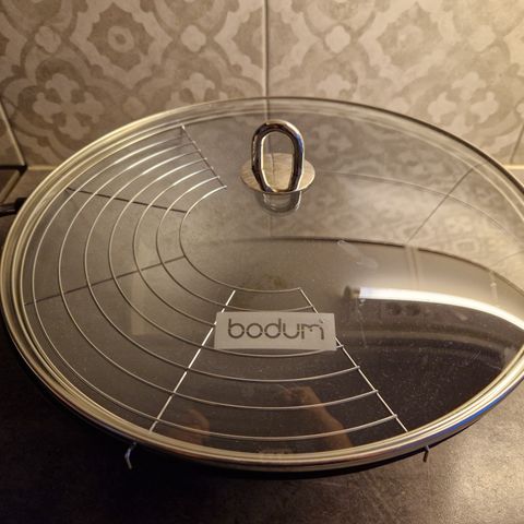 Ubrukt wok fra Bodum selges