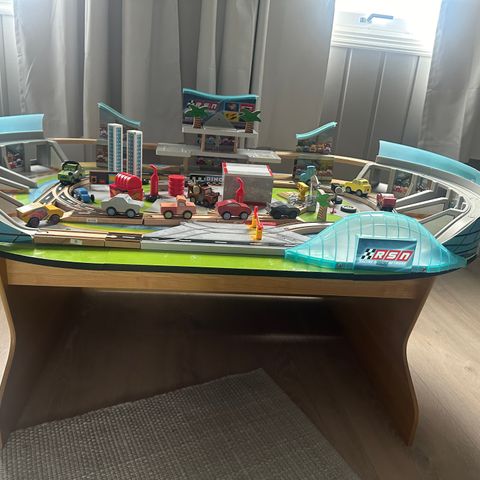 Kidkraft Disney Pixar Car 3 Stort Lekebord