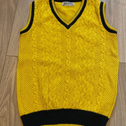 Strikket vest, str 6-7 år