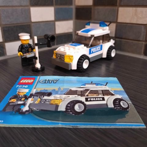 LEGO City 7236 KOMPLETT NÅ MED GRATIS FRAKT