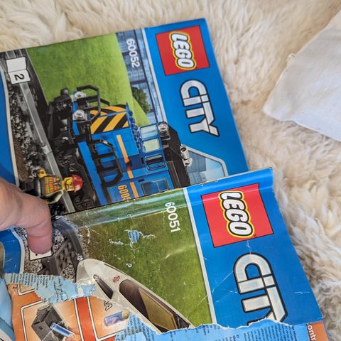 2 x fjernstyrte lego tog