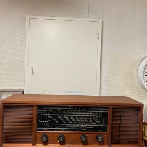 Tandberg gammel radio