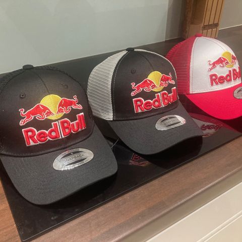 RED BULL.  CAPS