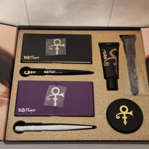 Urban Decay X Prince Collection Vault - Limited Edition