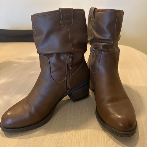 Cognac fôret boots