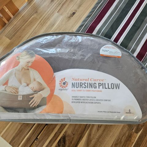 Nursing pillow