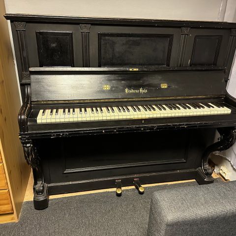 Brødrene Hals piano