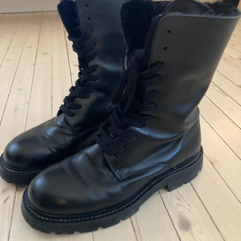 FILIPPA K - Boots / støvletter med mykt pelsfôr