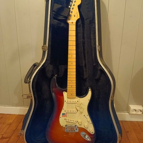 Strøken Fender Stratocaster 60 anniversary American Deluxe