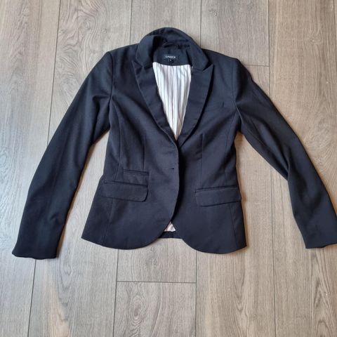 Blazer str 36