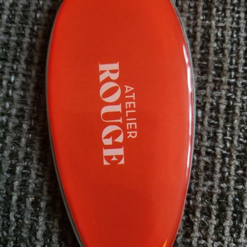Atelier rouge oval glass file