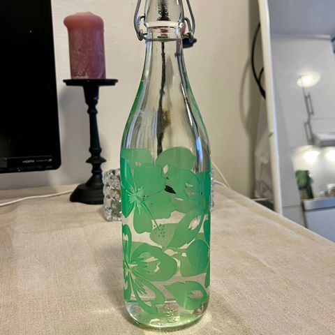 Glass vannflaske