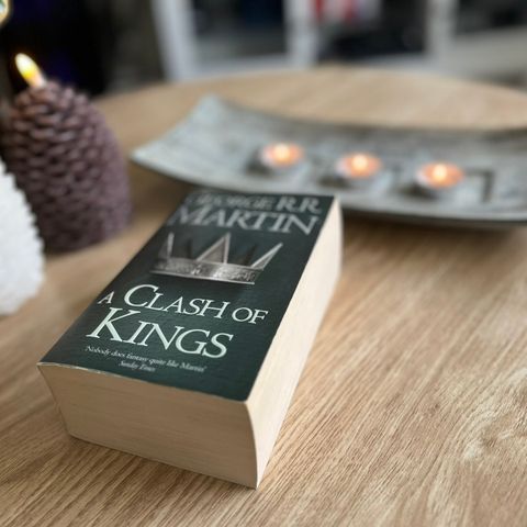 The GOT Series: A Clash of Kings av George R. R. Martin