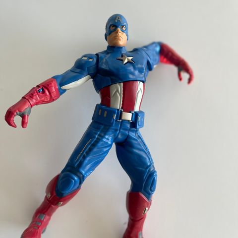 Captain America figur med lyd/actionfigur/captain America/superhelt figur/marvel