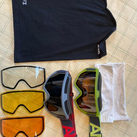 2 stk Anon goggles + 3ekstra linser og facemask