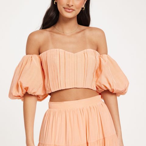 By Malina Amalie Pleated Cropped Top