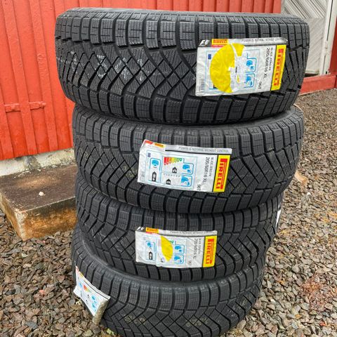 Pirelli Ice Zero 205/60/16 piggfrie