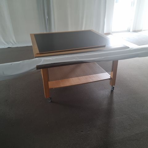 Bord (tekstilbord) 150×150 cm