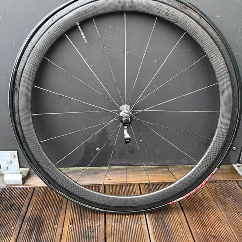 Carbon fremhjul clincher