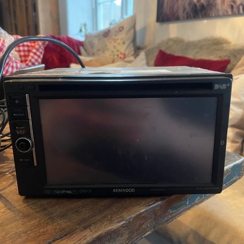 Kenwood bilstereo og gps