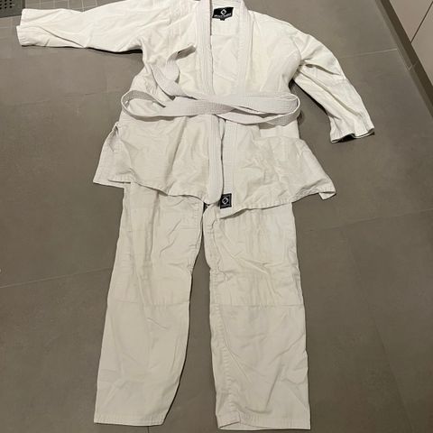 Judodrakt 170