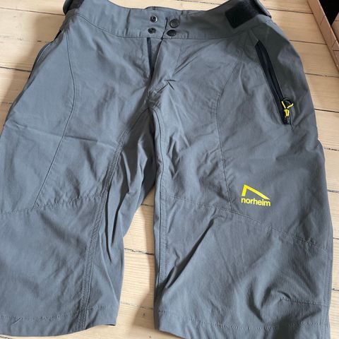 Norheim shorts XS