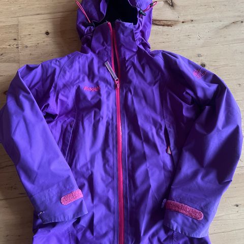 Bergans jakke str 152