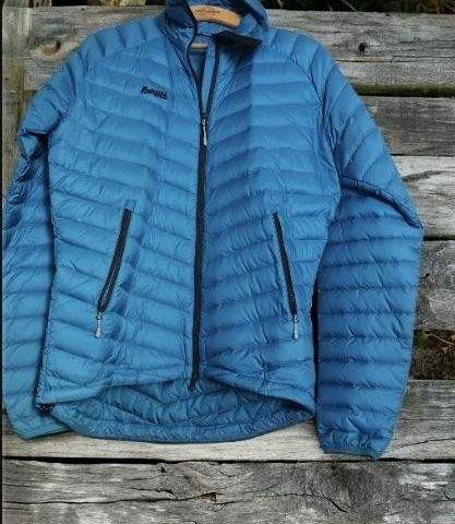 Bergans Romsdal DownJacket/ Fin vårjakke