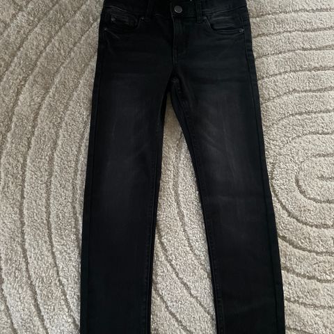 NY jeans slim str. 128