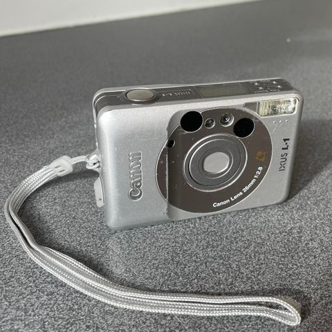 Canon IXUS L-1 referanse kamera for APS film