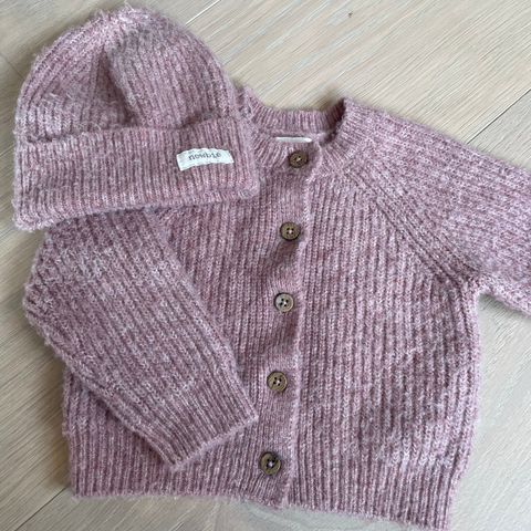 Newbie cardigan og lue