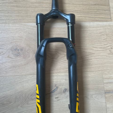 Rock shox pike select+ 27,5