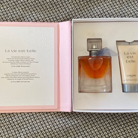 LANCOME La Vie Est Belle 30ml + body lotion