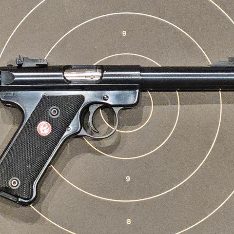 Brukte pistoler Ruger Mark 3 Target kaliber 22lr.