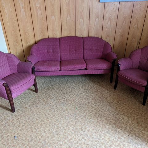 Retro sofa og to stoler