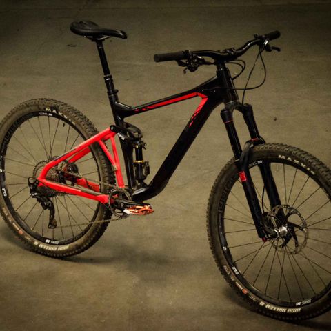 BMC Speedfox TrailCrew 02 XT fulldempet stisykkel