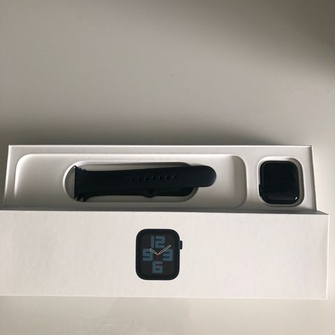 Som ny Apple Watch (2nd Gen) førpris: 3400